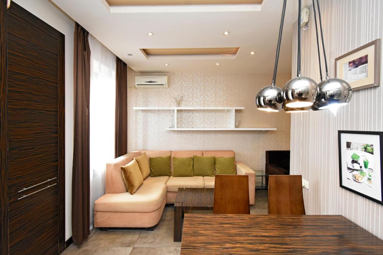 Galaxy Inn Luxury Hostel In Center Jerevan Buitenkant foto