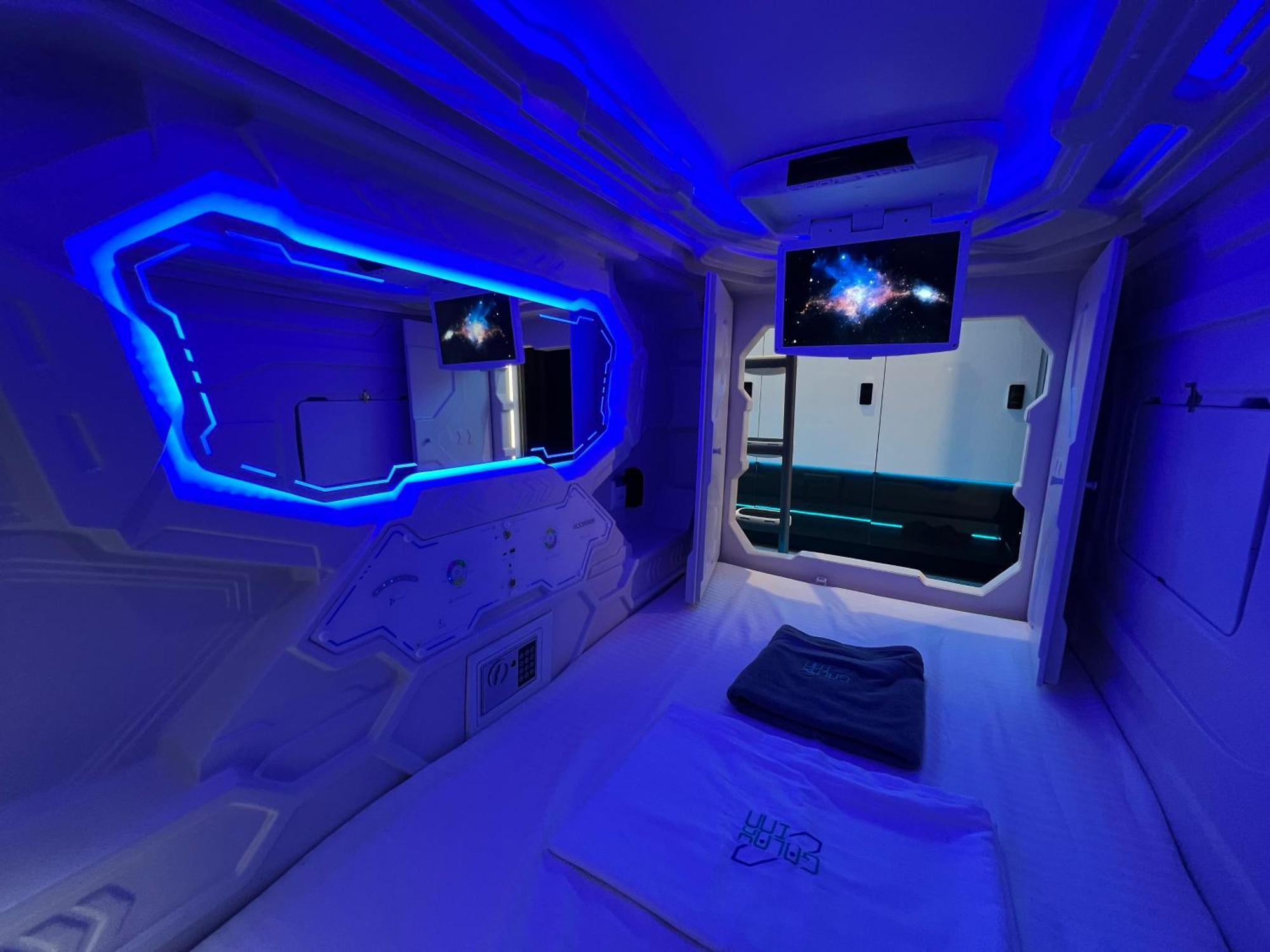 Galaxy Inn Luxury Hostel In Center Jerevan Buitenkant foto